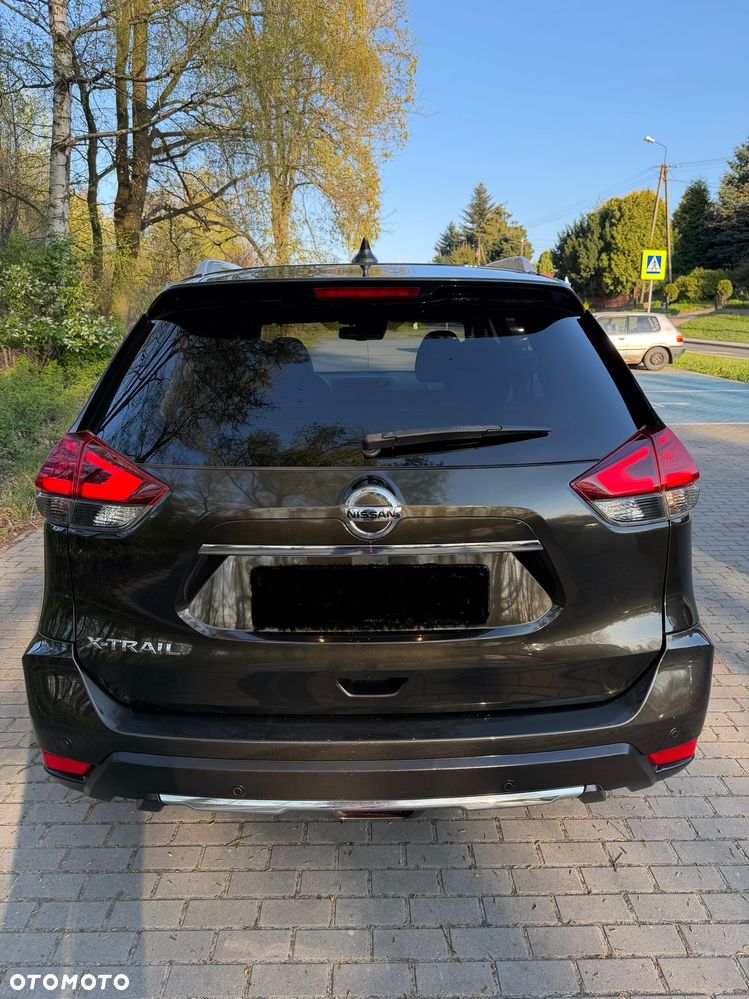 Nissan X-Trail 2.0 dCi ALL-MODE 4x4i Xtronic Tekna - 17