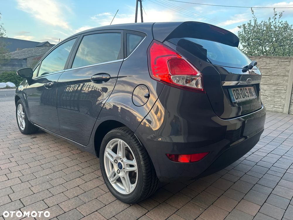Ford Fiesta 1.5 TDCi SYNC Edition - 11