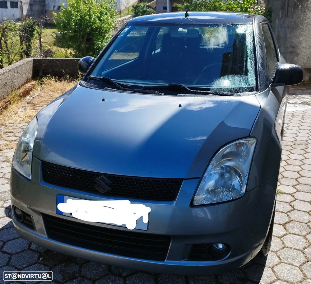 Suzuki Swift 1.3 DDiS GLX - 4