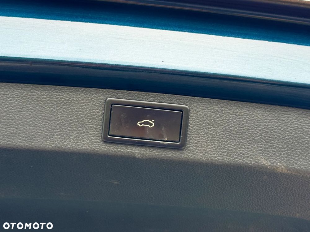 Skoda Karoq 1.6 TDI SCR DSG Style - 31