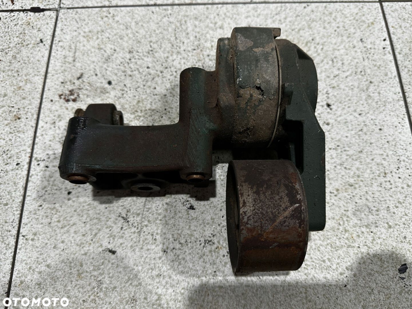 Rolka Napinacz Paska Klinowego Iveco Stralis Cursor 8 504072744 99480766 - 1