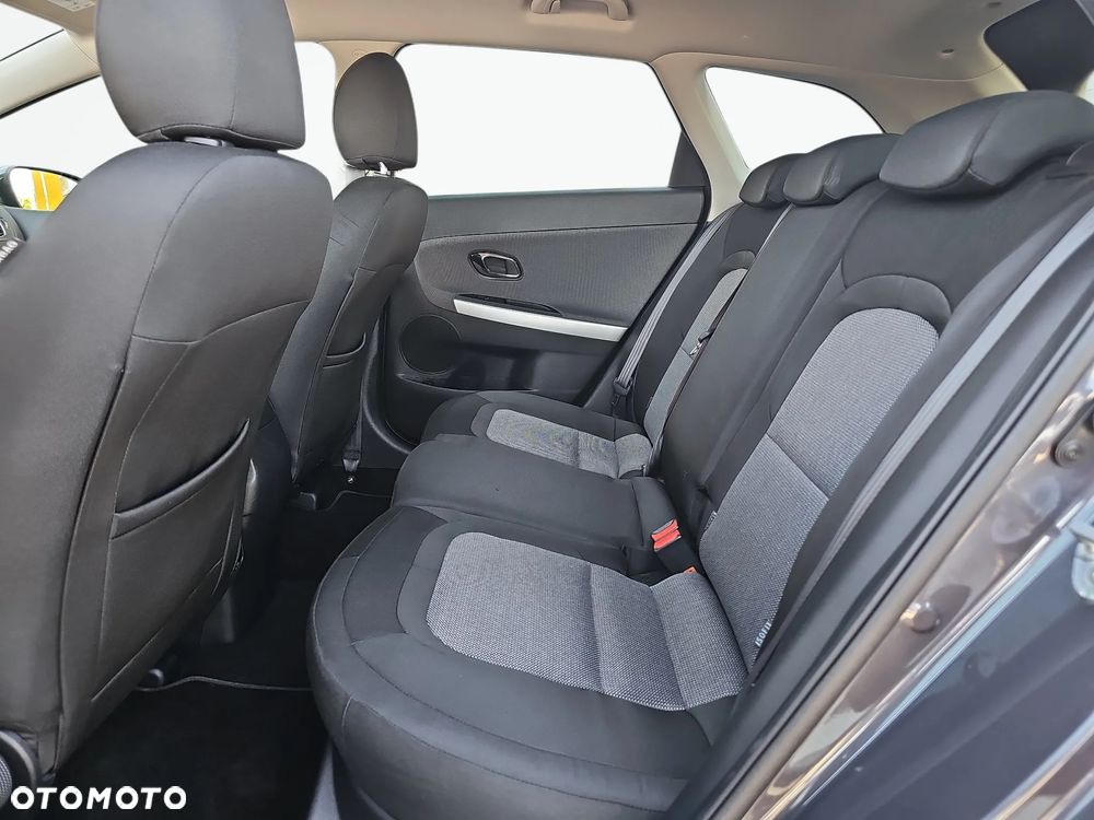 Kia Ceed 1.6 GDI Business Line - 11