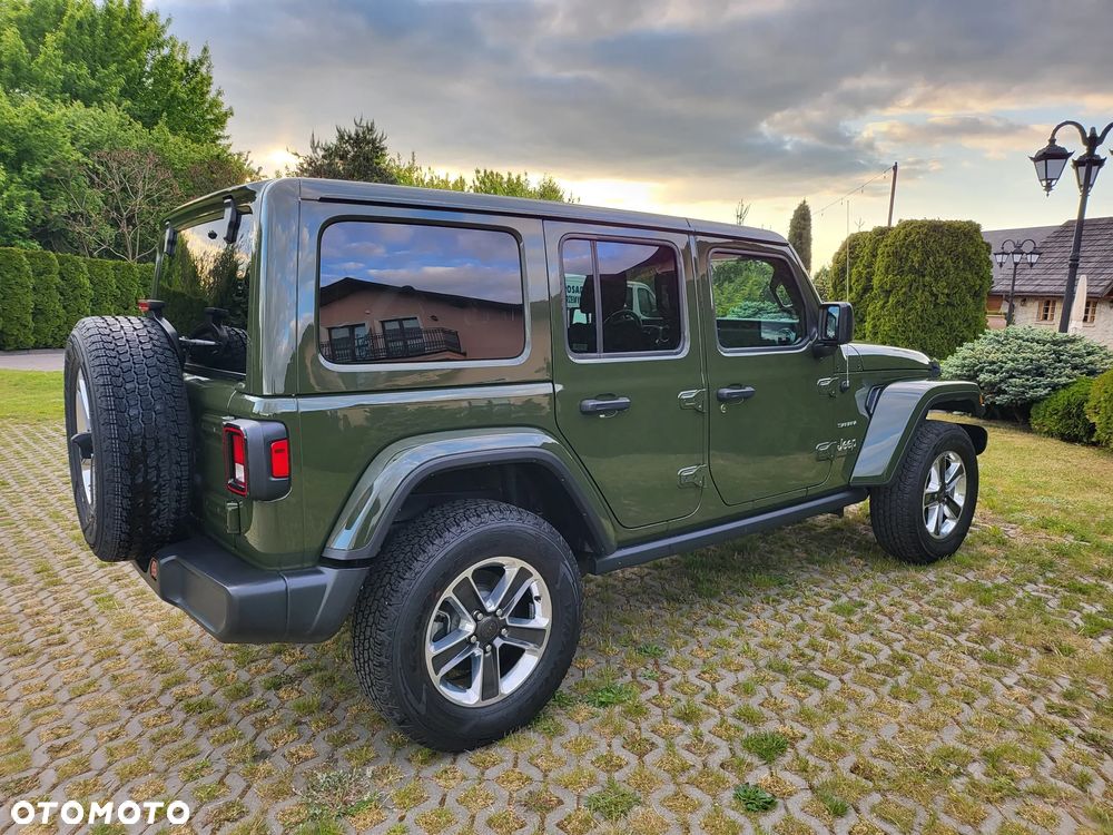 Jeep Wrangler - 22