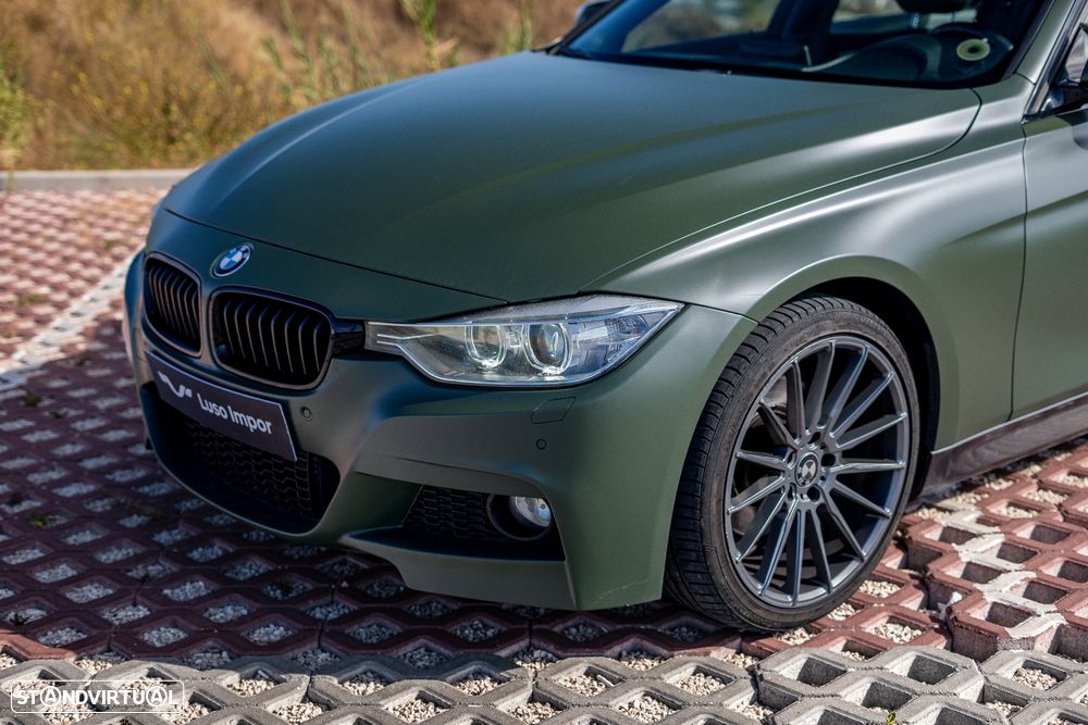 BMW 328 i Pack M - 4