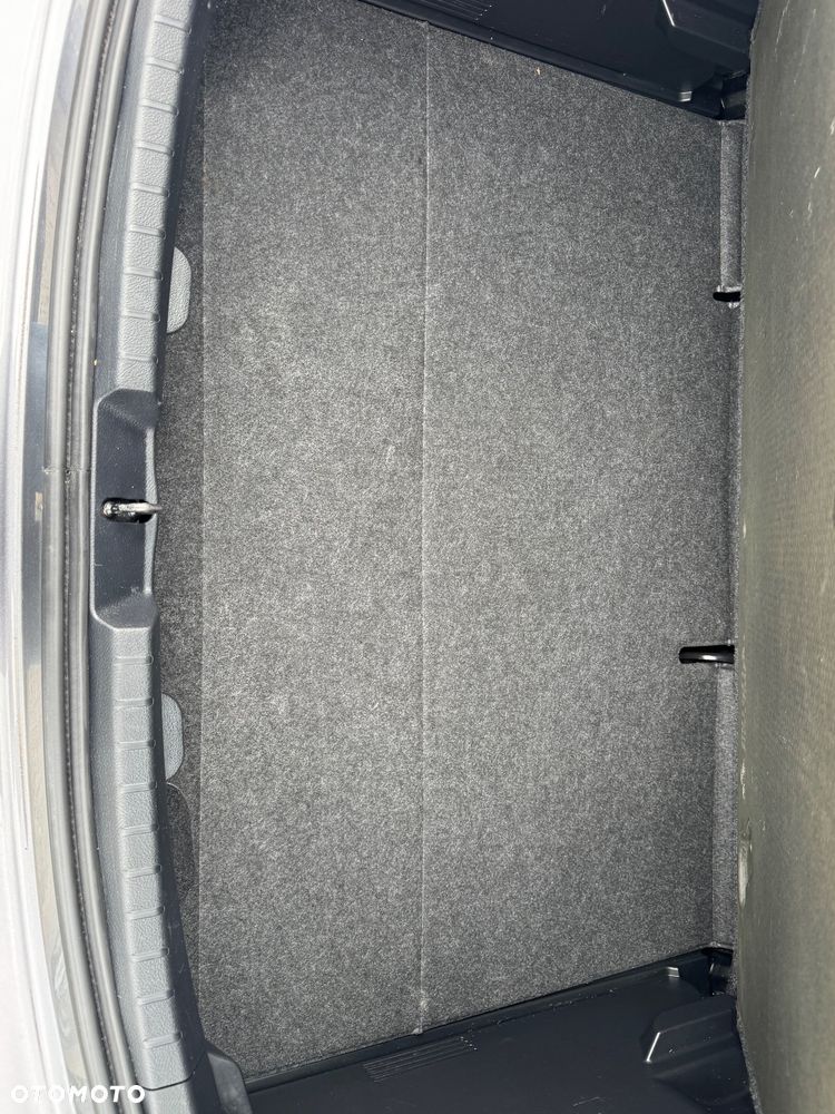 Toyota Yaris 1.33 VVT-i Style - 10