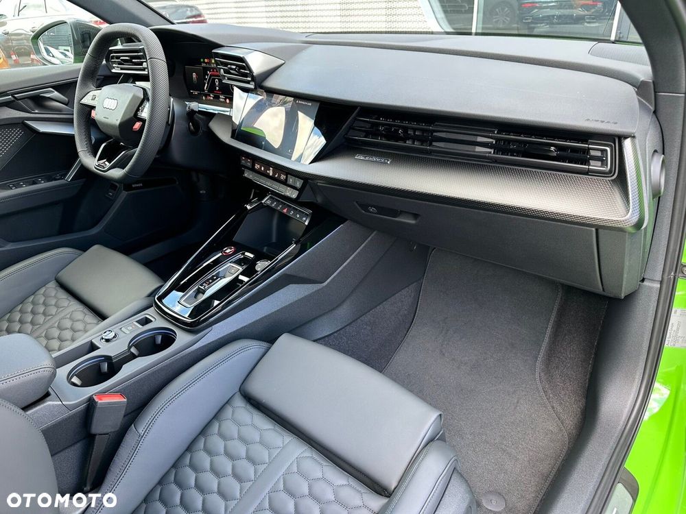 Audi RS3 Sportback - 24
