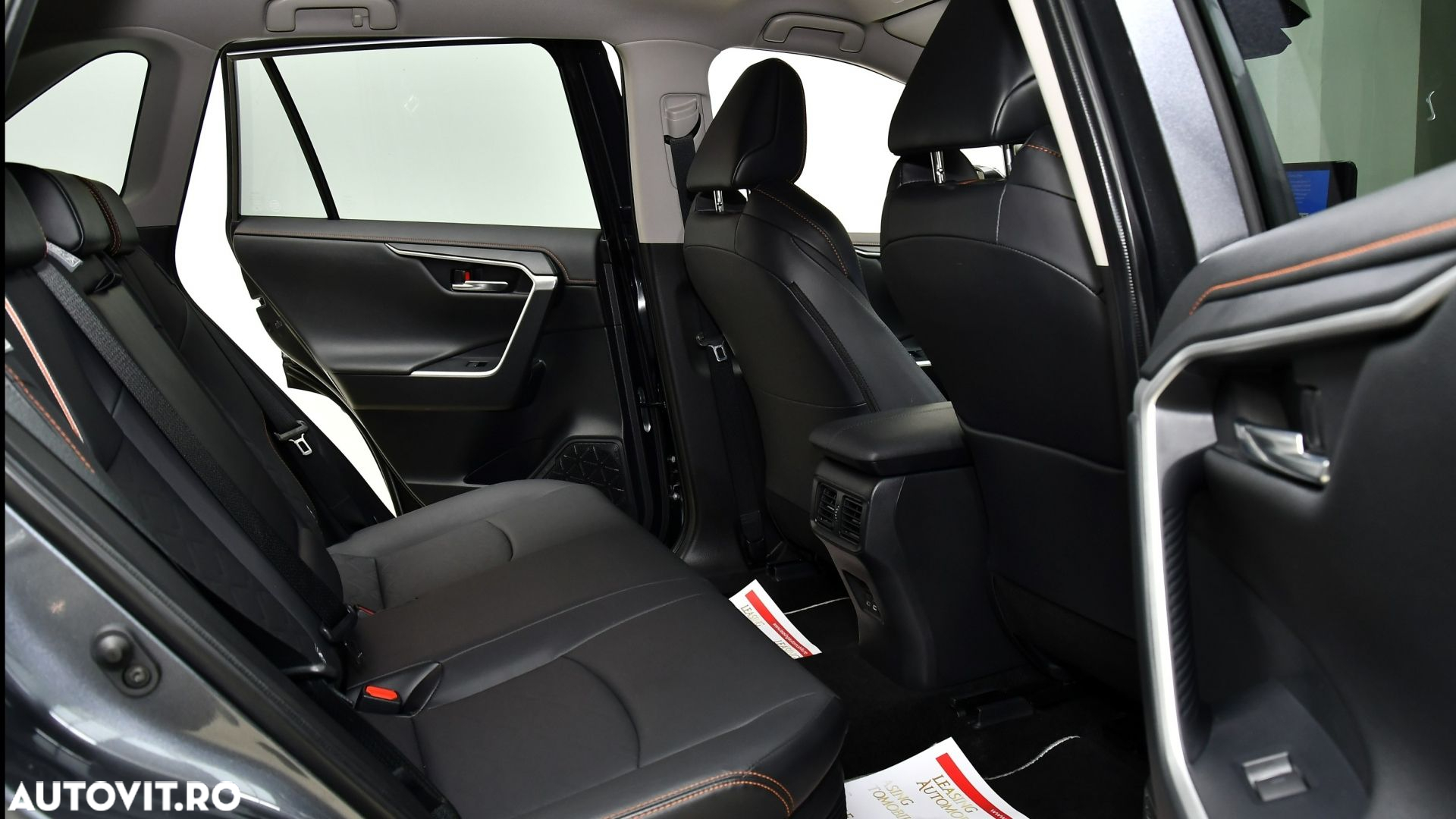 Toyota RAV4 - 11
