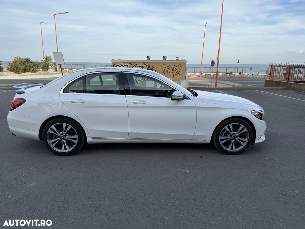 Mercedes-Benz C 300 9G-TRONIC - 10