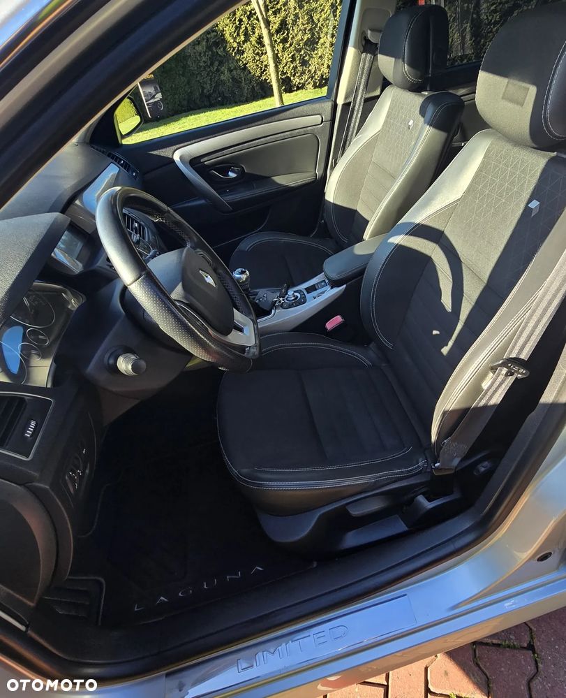 Renault Laguna dCi 110 FAP Limited - 31