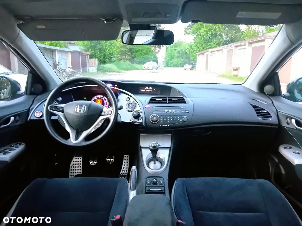 Honda Civic 1.8i-VTEC Executive - 13