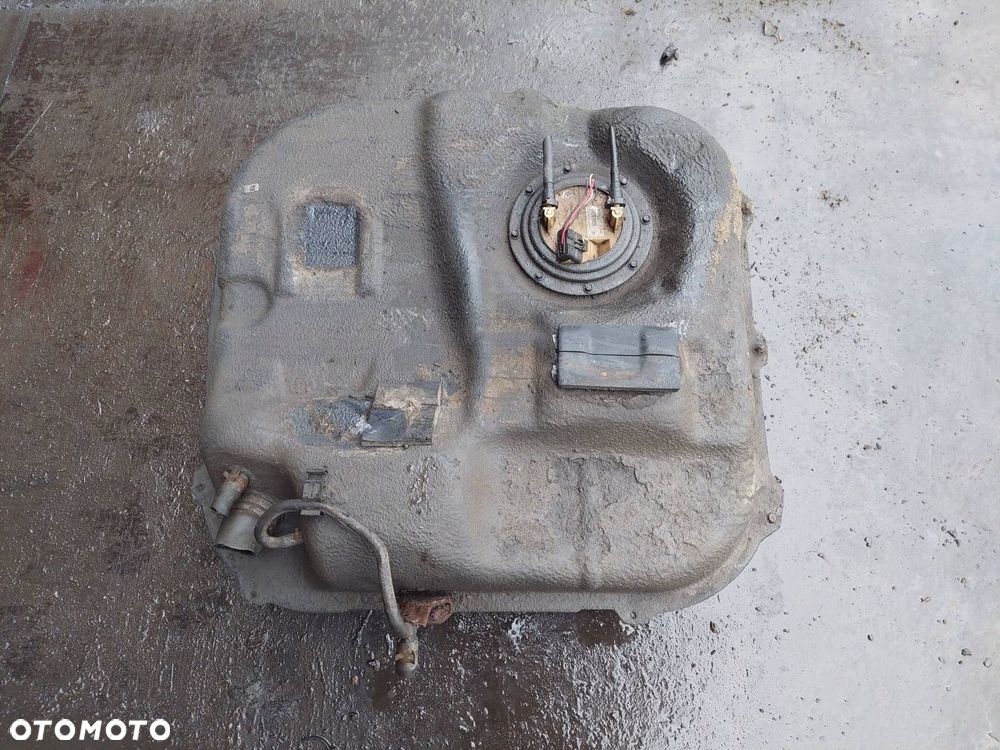 BAK ZBIORNIK PALIWA + POMPKA METALOWY KIA CEED I 2.0 CRDI 31110-1H900 - 1