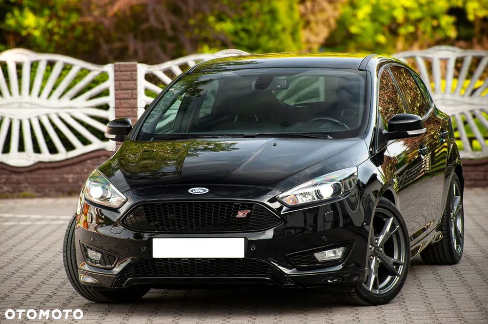 Ford Focus 1.5 EcoBlue Start-Stopp-System ST-LINE STYLE - 6
