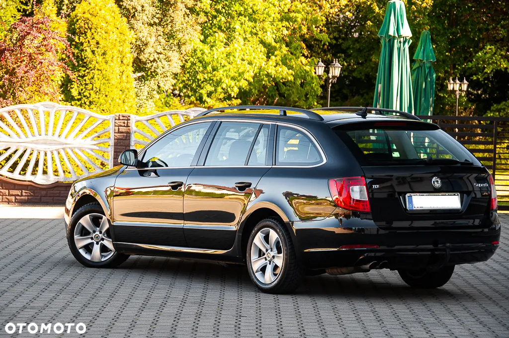 Skoda Superb 2.0 TDI DSG Exclusive - 12