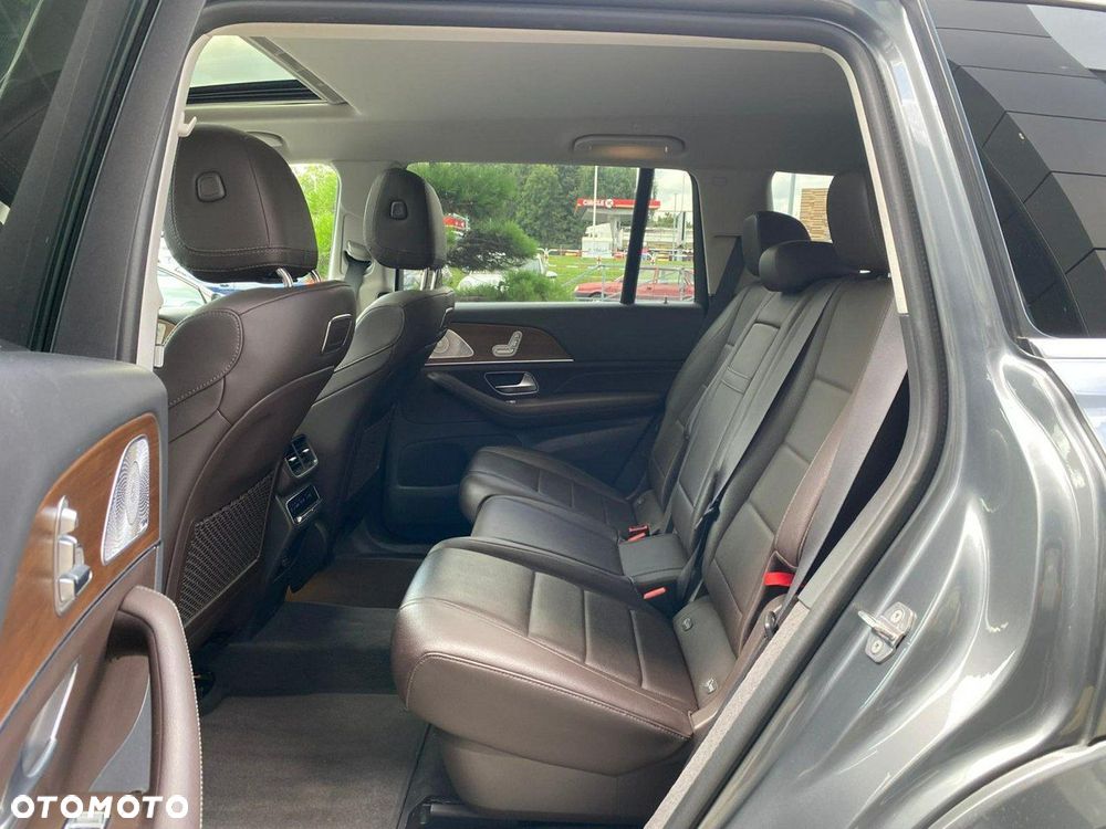 Mercedes-Benz GLS - 8