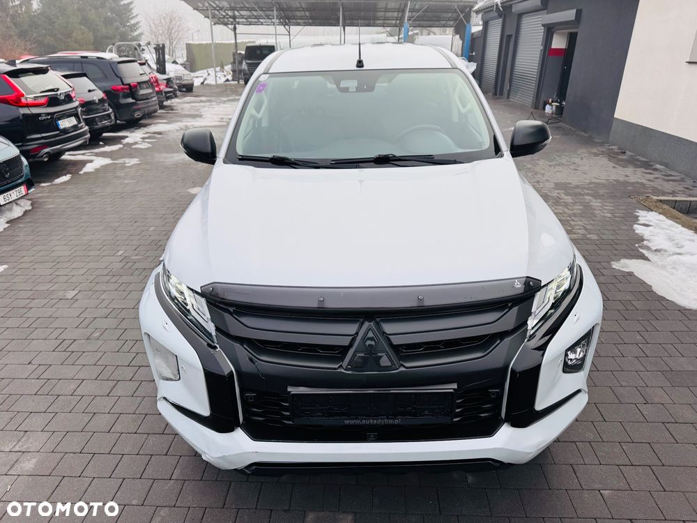 Mitsubishi L200 Pick Up 4x4 S&S Autm Double Cab Top - 3