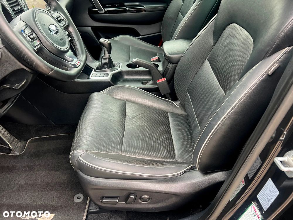 Kia Sportage 2,0 CRDI AWD GT Line - 37