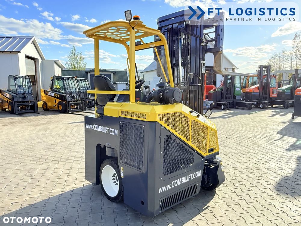 Combilift WÓZEK CZTEROKIERUNKOWY - WIELOKIERUNKOWY | COMBILIFT CB2500 | GAS | TRIPLEX 6000MM | POZYCJONER WIDEŁ | WOLNY SKOK | PRZESUW WIDEŁ | STAN IDEALNY | Szeroka oferta wózków czterokierunkowych i bocznych, dopasowanych do różnorodnych potrzeb i zastosowań - 25