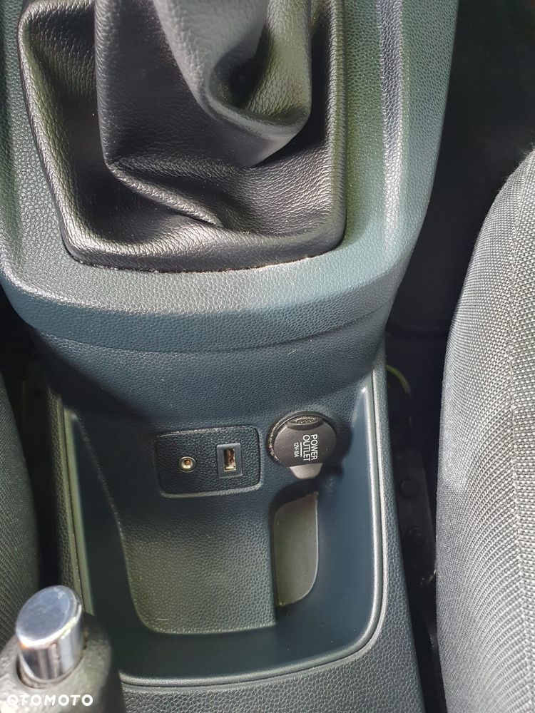 Ford Fiesta 1.25 Trend Edition - 28