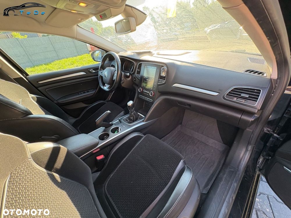 Renault Megane ENERGY TCe 130 Start & Stop Paris - 30