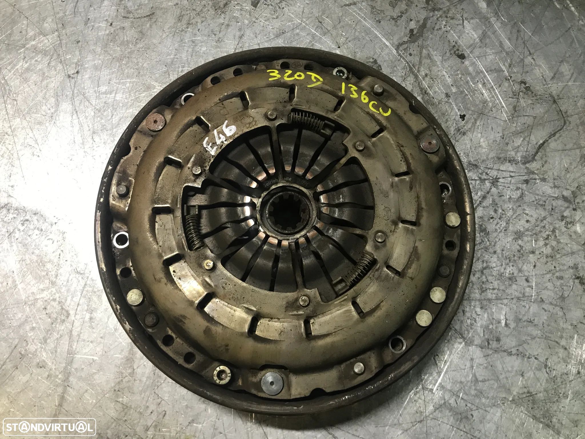 VOLANTE BIMASSA COM EMBRAIAGEM BMW 320D E46 136CV - 1