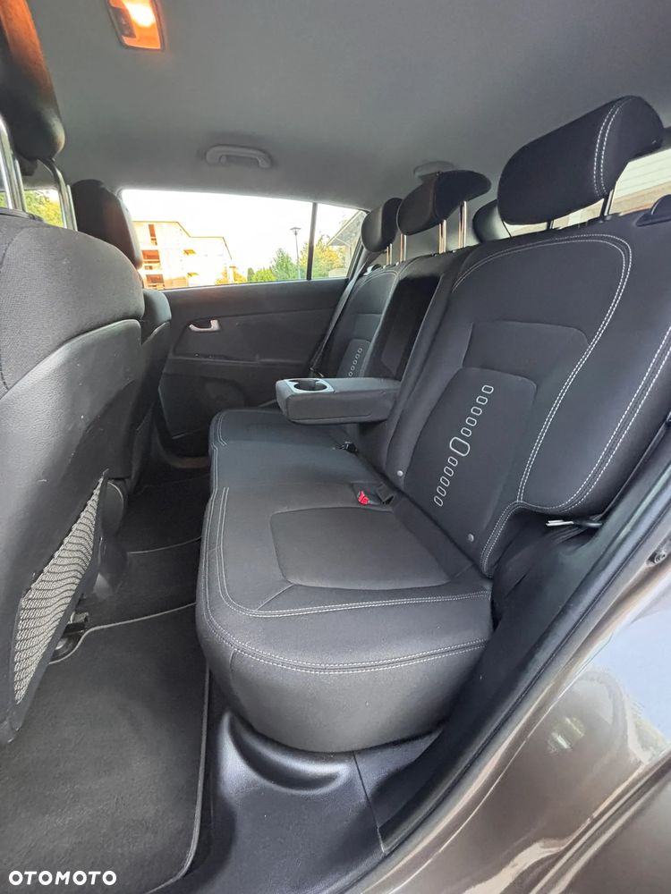 Kia Sportage 2.0 CRDI 4WD Automatik Vision - 13