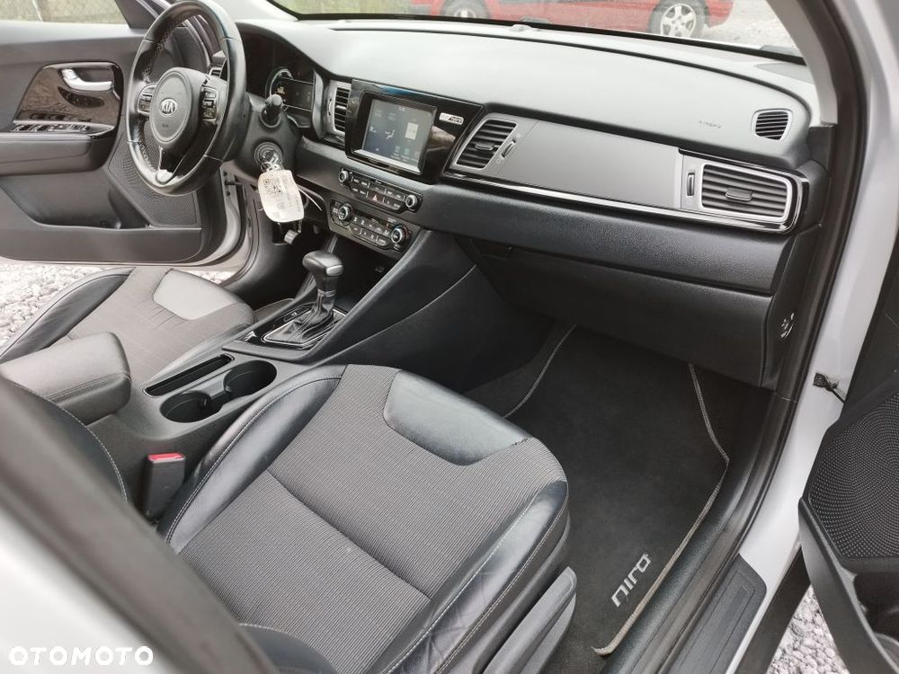 Kia Niro - 11