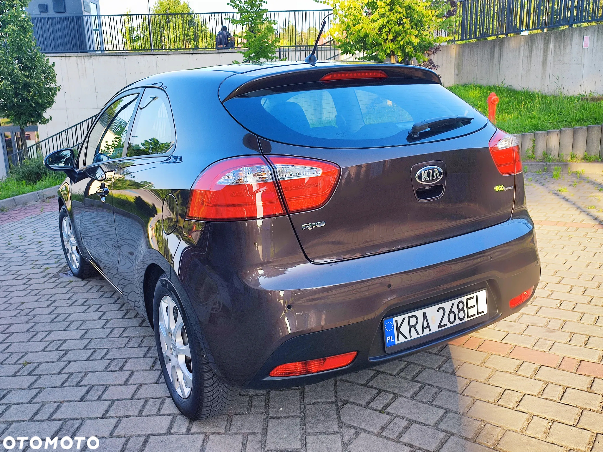 Kia Rio 1.4 Dream Team Edition - 14