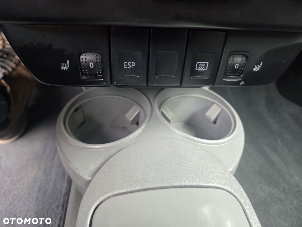 Volkswagen New Beetle 2.0 - 33