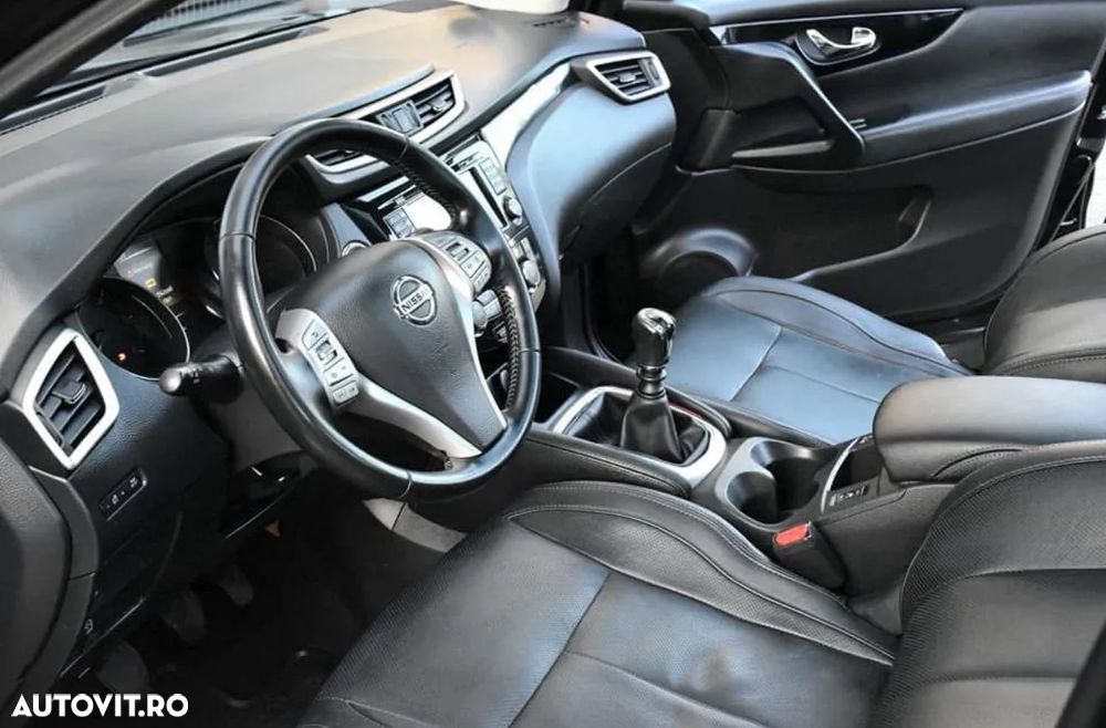 Nissan Qashqai 1.6L dCi Start/Stop 4X4-i Tekna - 8