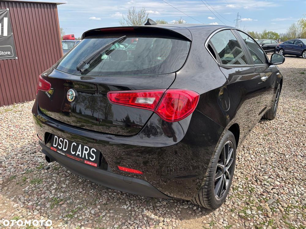 Alfa Romeo Giulietta 1.4 TB 16V Multiair - 9