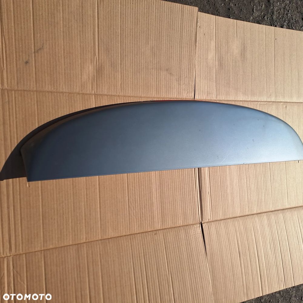 SPOILER LOTKA KLAPY BAGAZNIKA AVENSIS T25 1F8 - 2