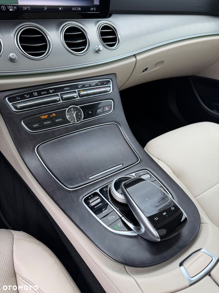 Mercedes-Benz Klasa E 220 d 9G-TRONIC Avantgarde - 20
