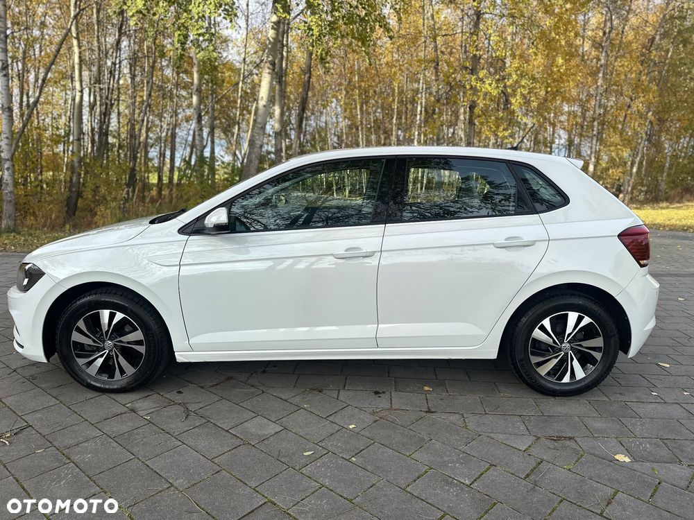 Volkswagen Polo 1.6 TDI SCR Comfortline - 23