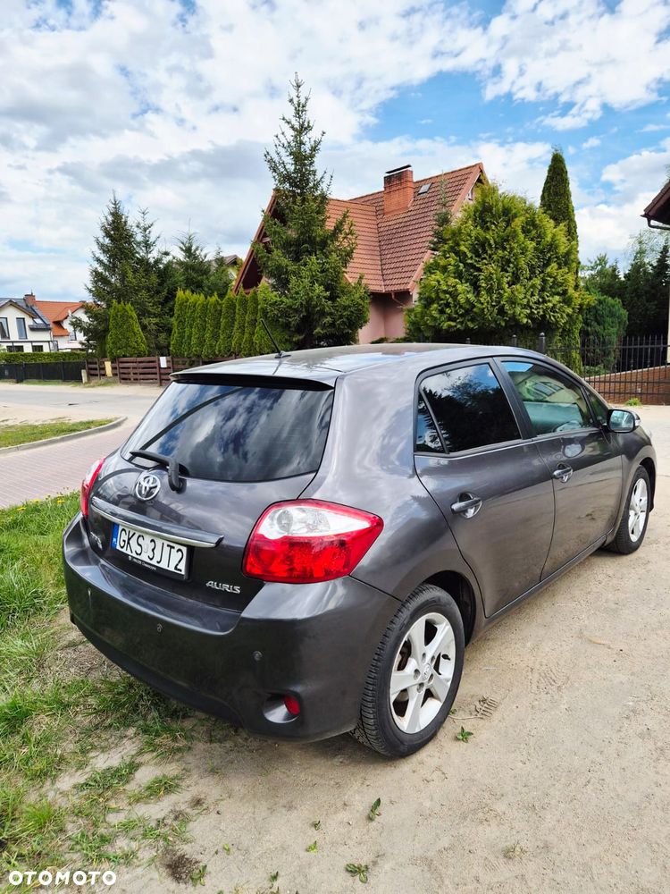 Toyota Auris 1.6 Luna - 10