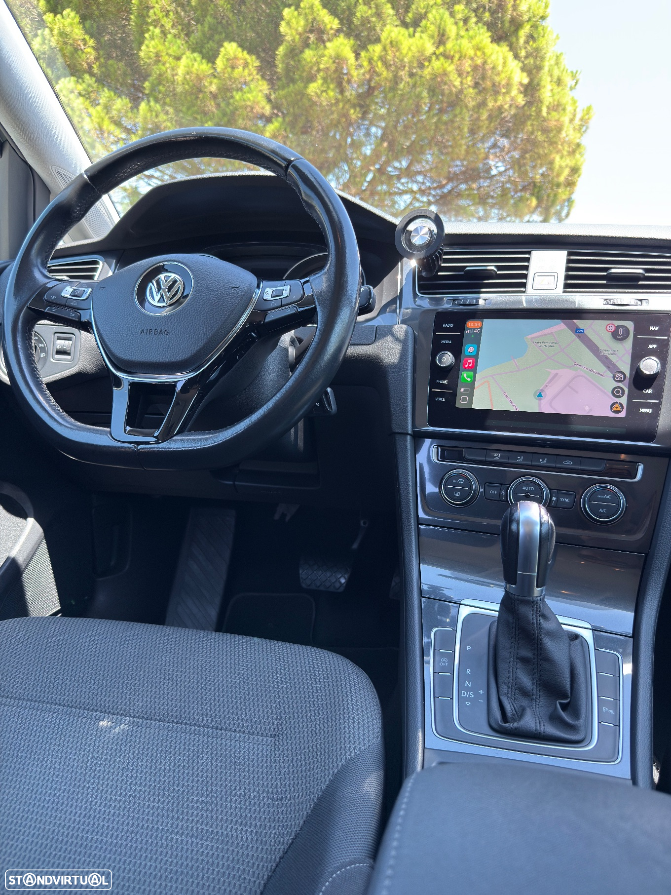 VW Golf Variant 1.6 TDi Confortline DSG - 17