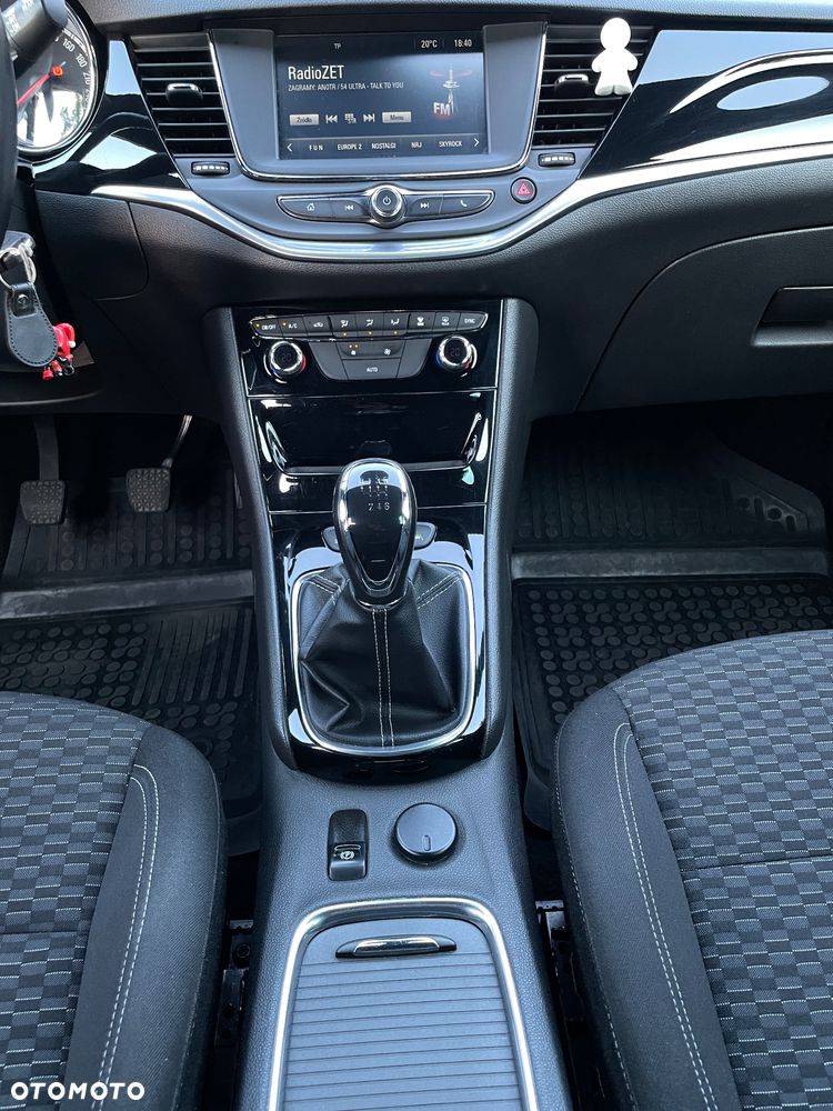 Opel Astra 1.6 CDTI Dynamic S&S - 12