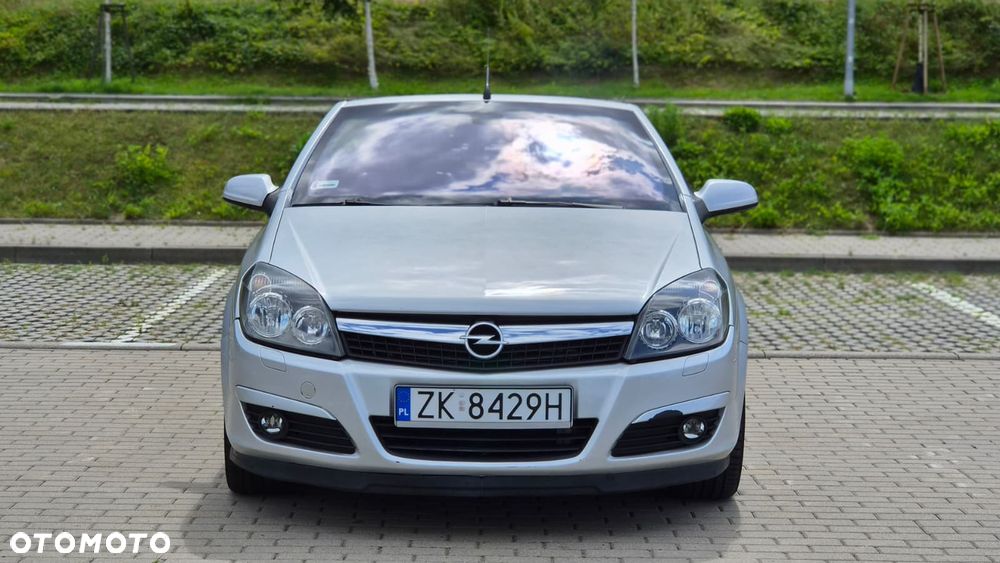 Opel Astra 1.9 CDTI Cosmo - 1