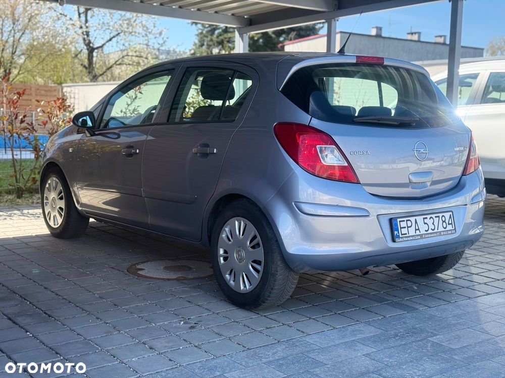 Opel Corsa 1.2 16V Edition - 11