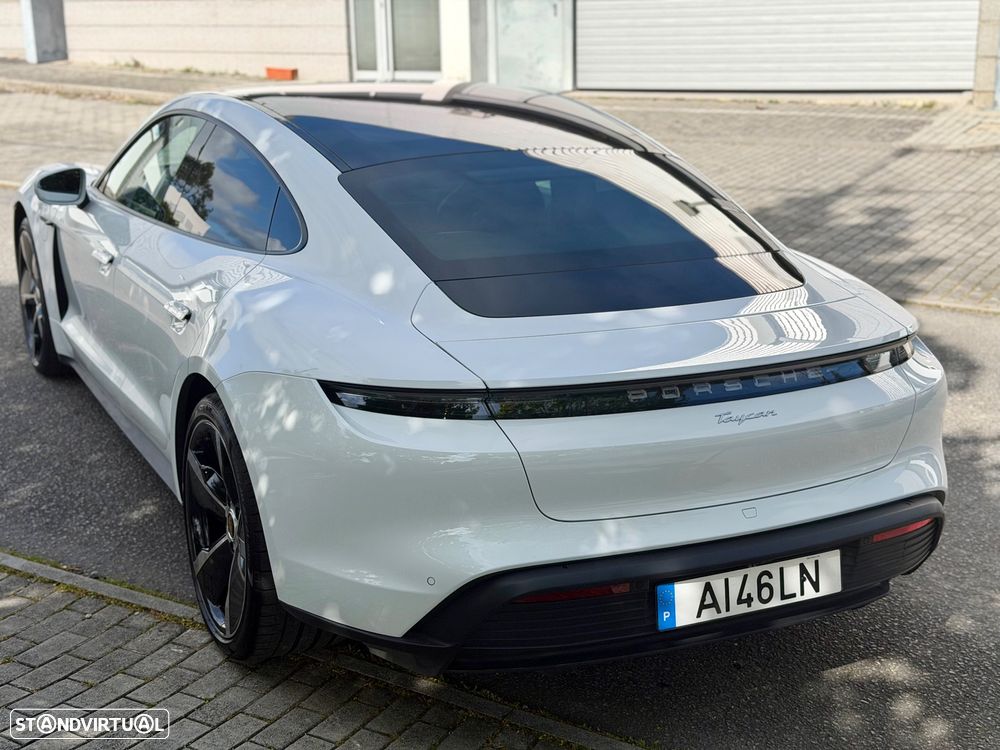 Porsche Taycan 4S Bateria Performance Plus - 23