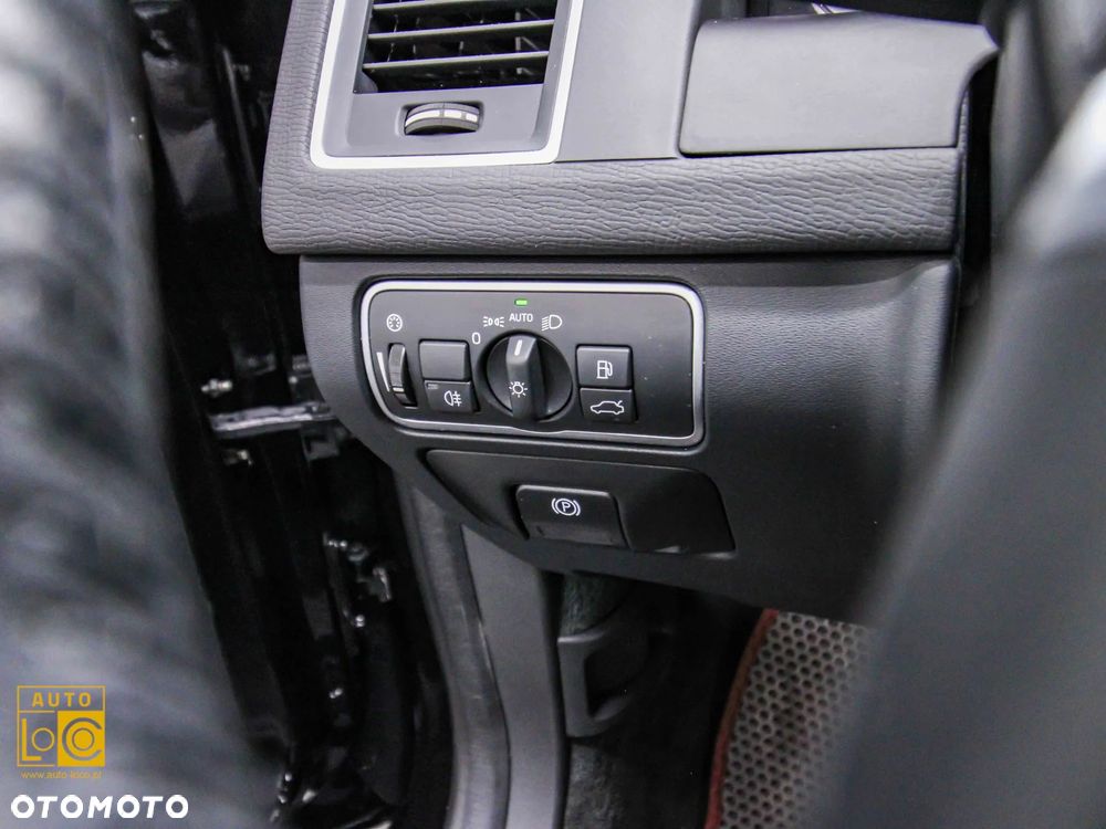 Volvo XC 60 D3 Geartronic Summum - 27