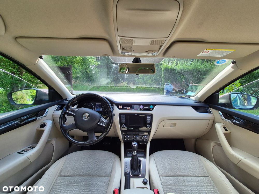Skoda Octavia 2.0 TDI Edition DSG - 9