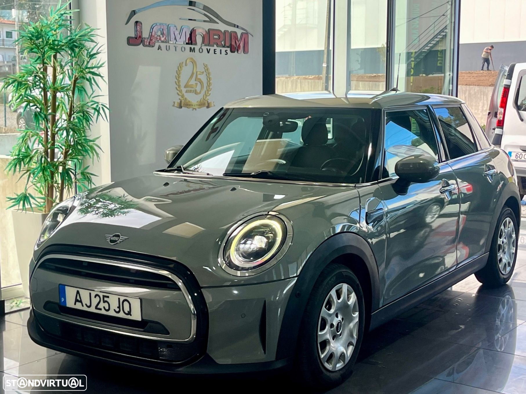MINI 5 Portas One Sport Edition - 5