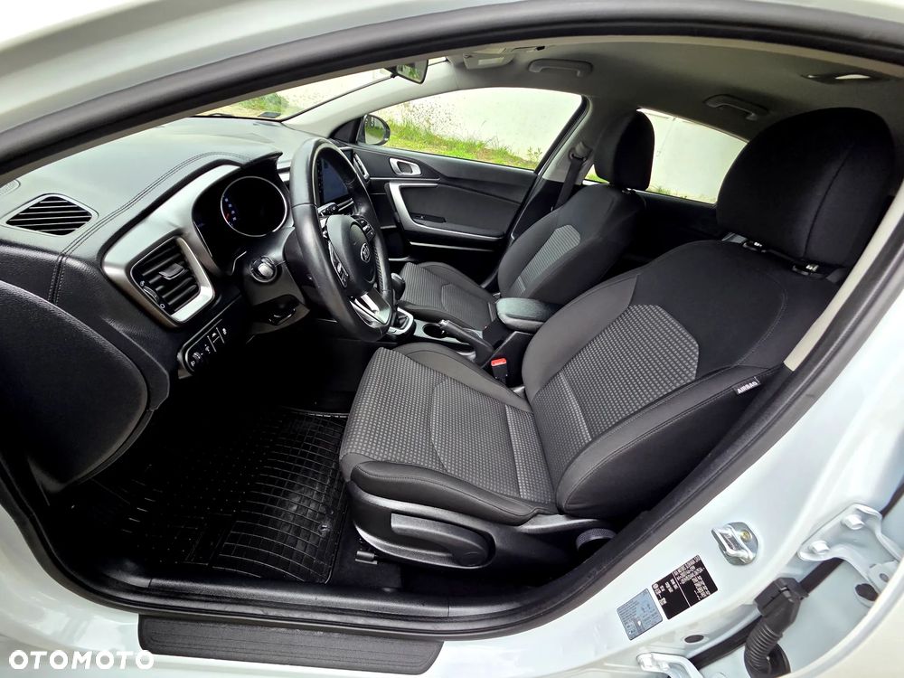 Kia Ceed 1.4 M - 6