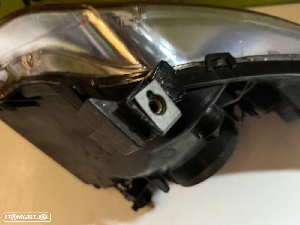 Suzuki Swift FAROL DIREITO - FF794 - 6