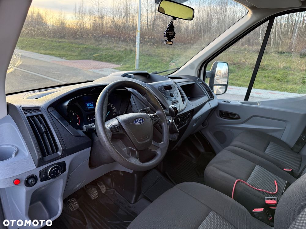 Ford Transit - 10