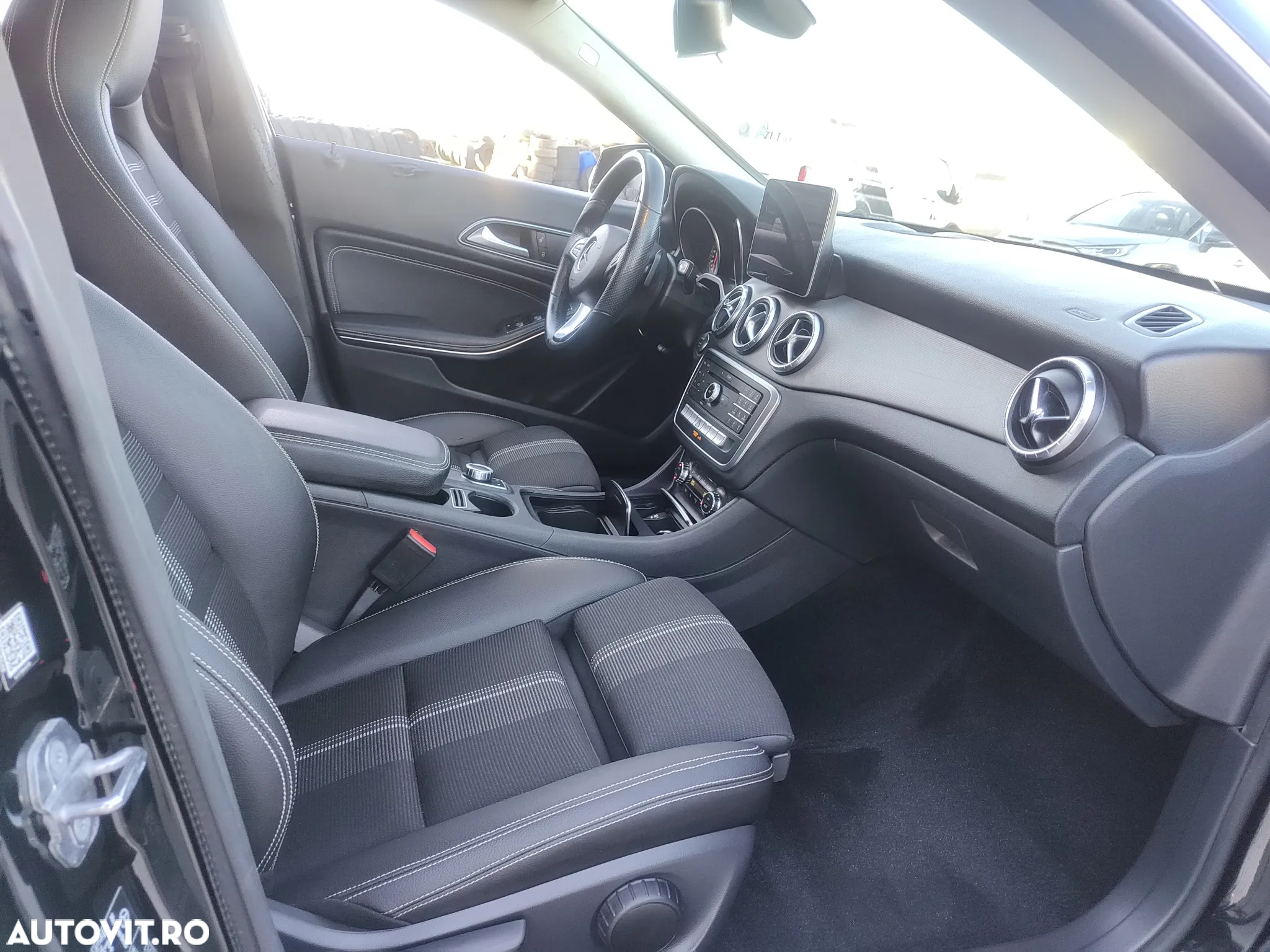 Mercedes-Benz CLA Shooting Brake 180 7G-DCT - 8
