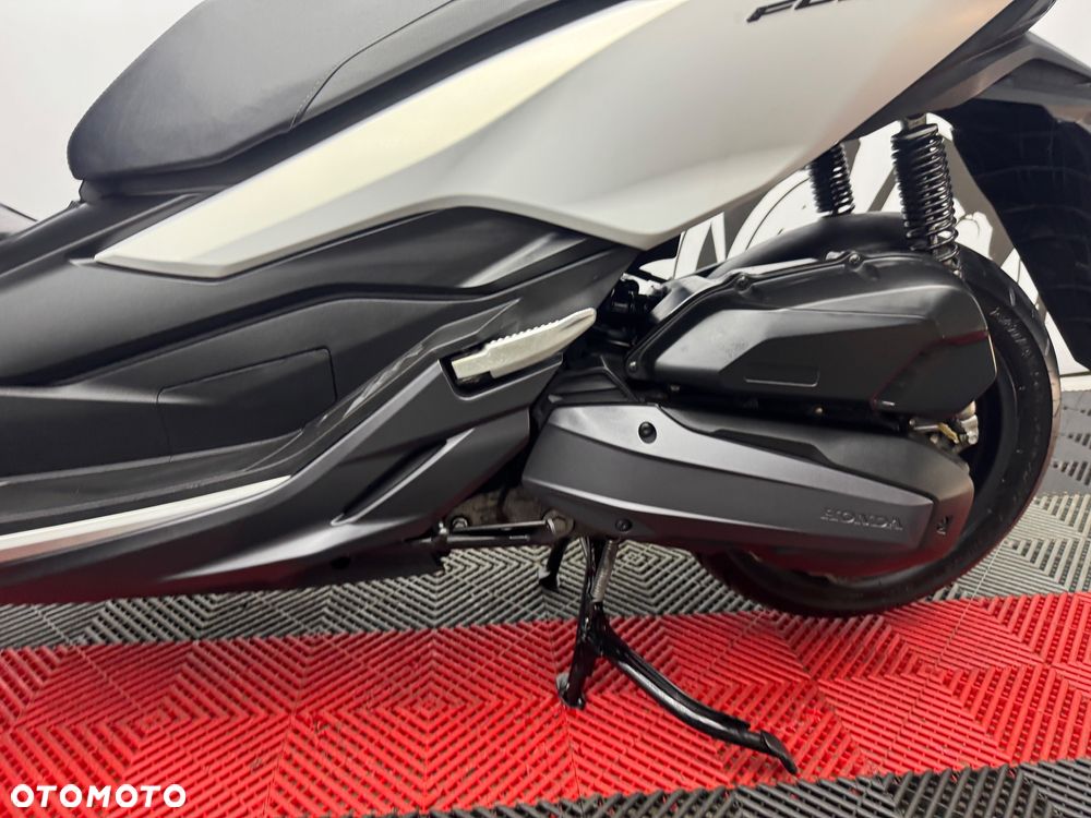 Honda NSS - 13
