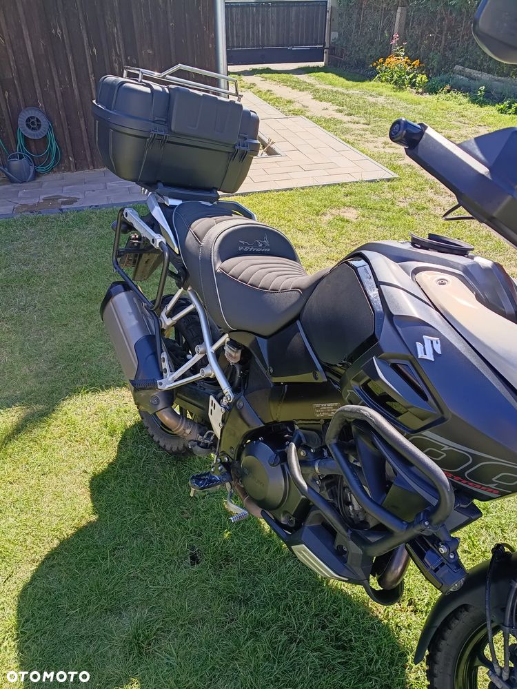 Suzuki V-STROM - 2