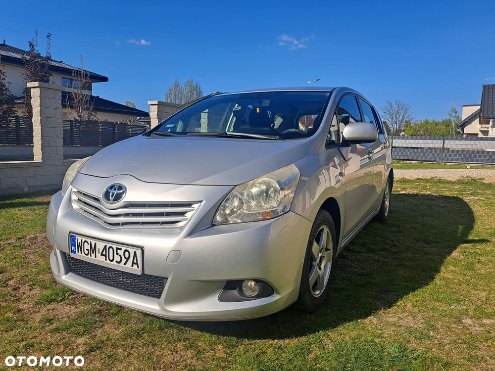 Toyota Verso 2.0 D-4D - 6