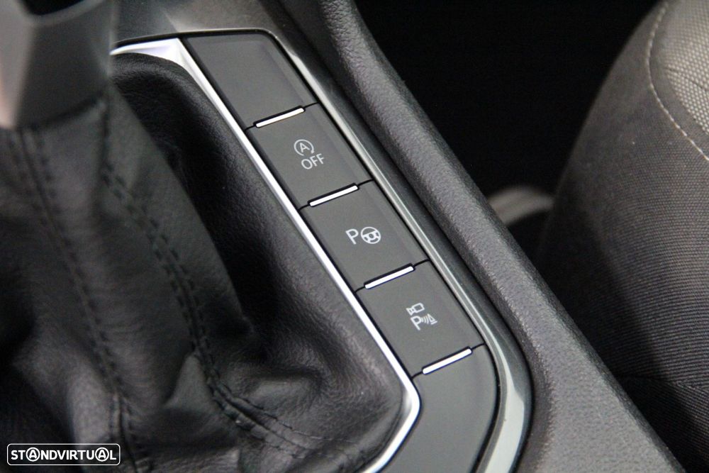 VW Tiguan 2.0 TDI Life DSG - 28